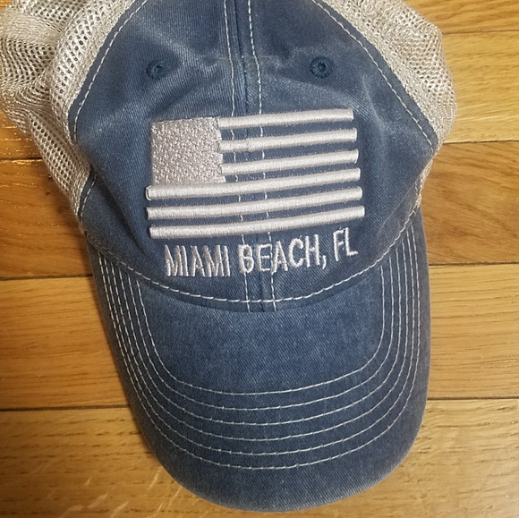 Miami Beach, FL Baseball Cap - Picture 5 of 5